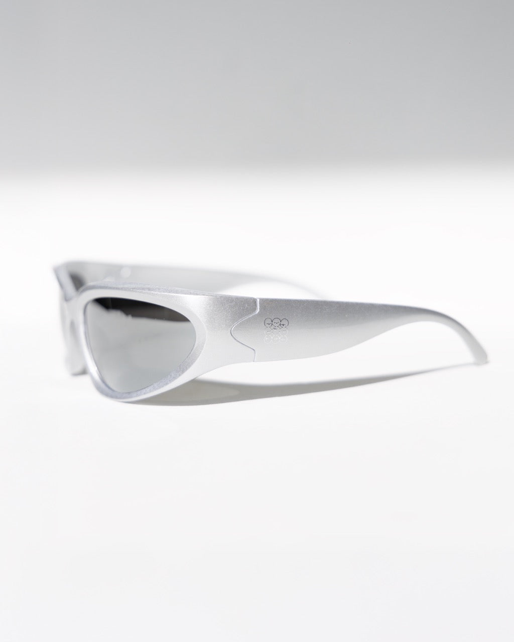 speeds select silver shades