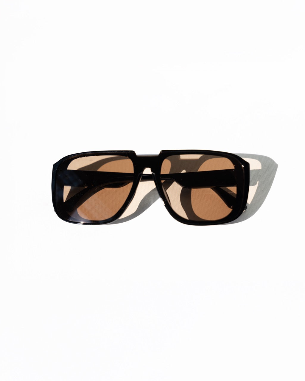 amber select Hikō-shi shades