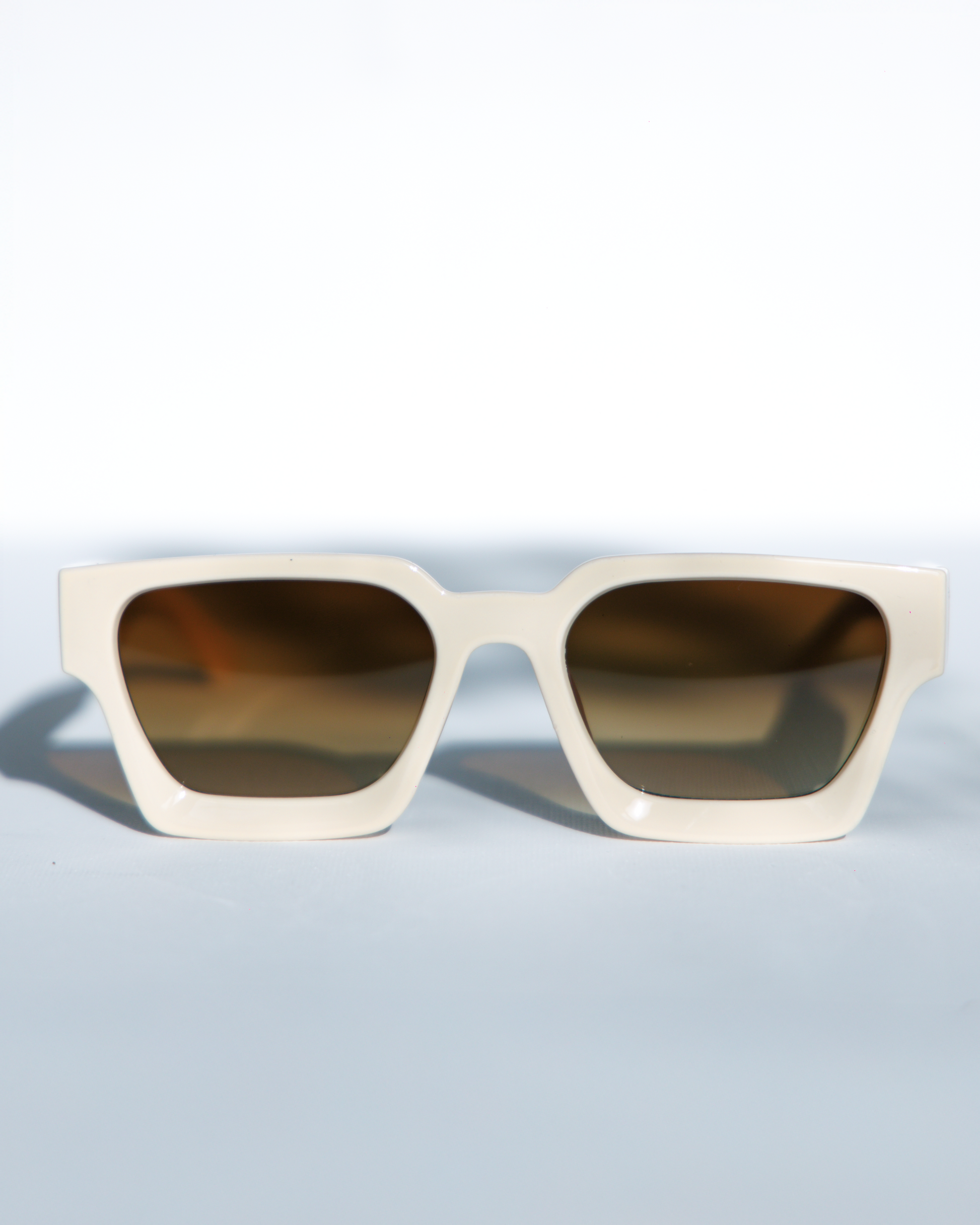 elli shades