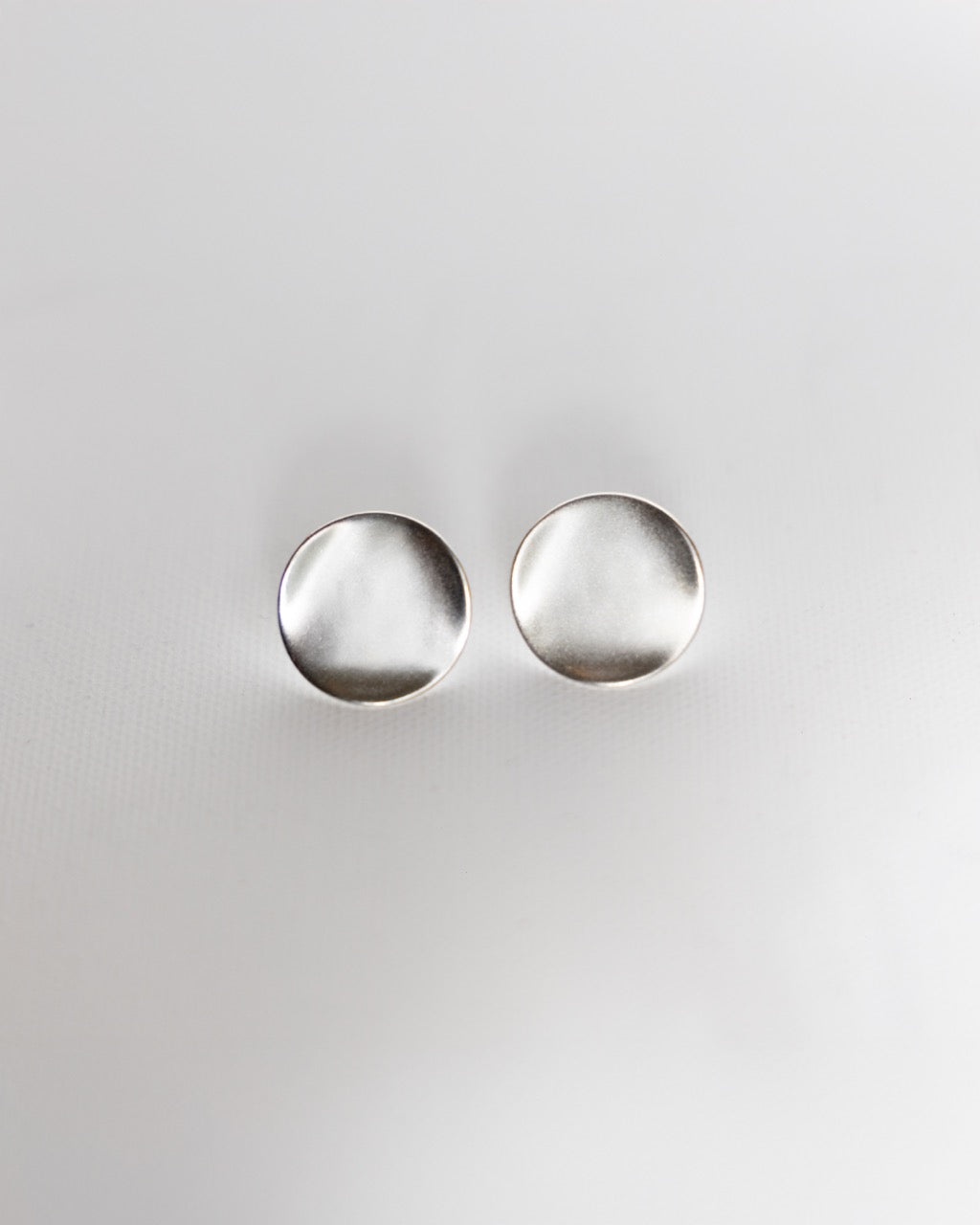 koin earrings