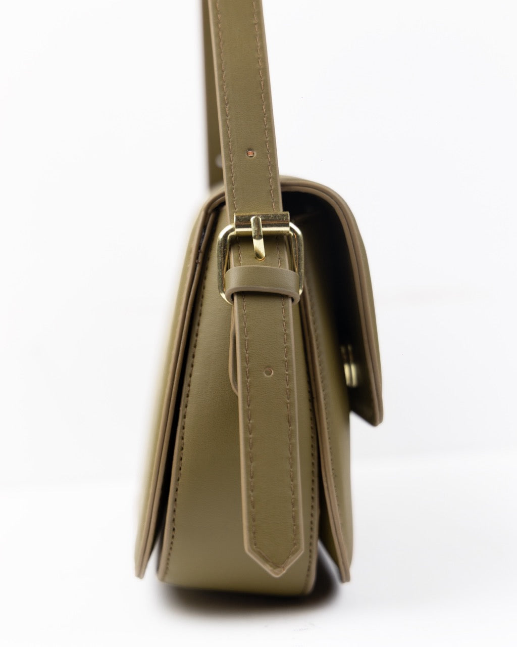 moss puch bag