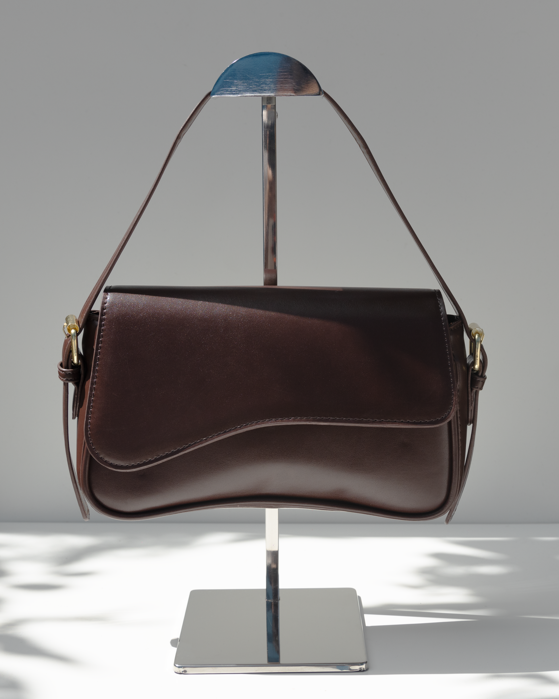 curve shoulder bag
